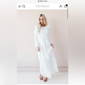 White dress never worn still has tags on